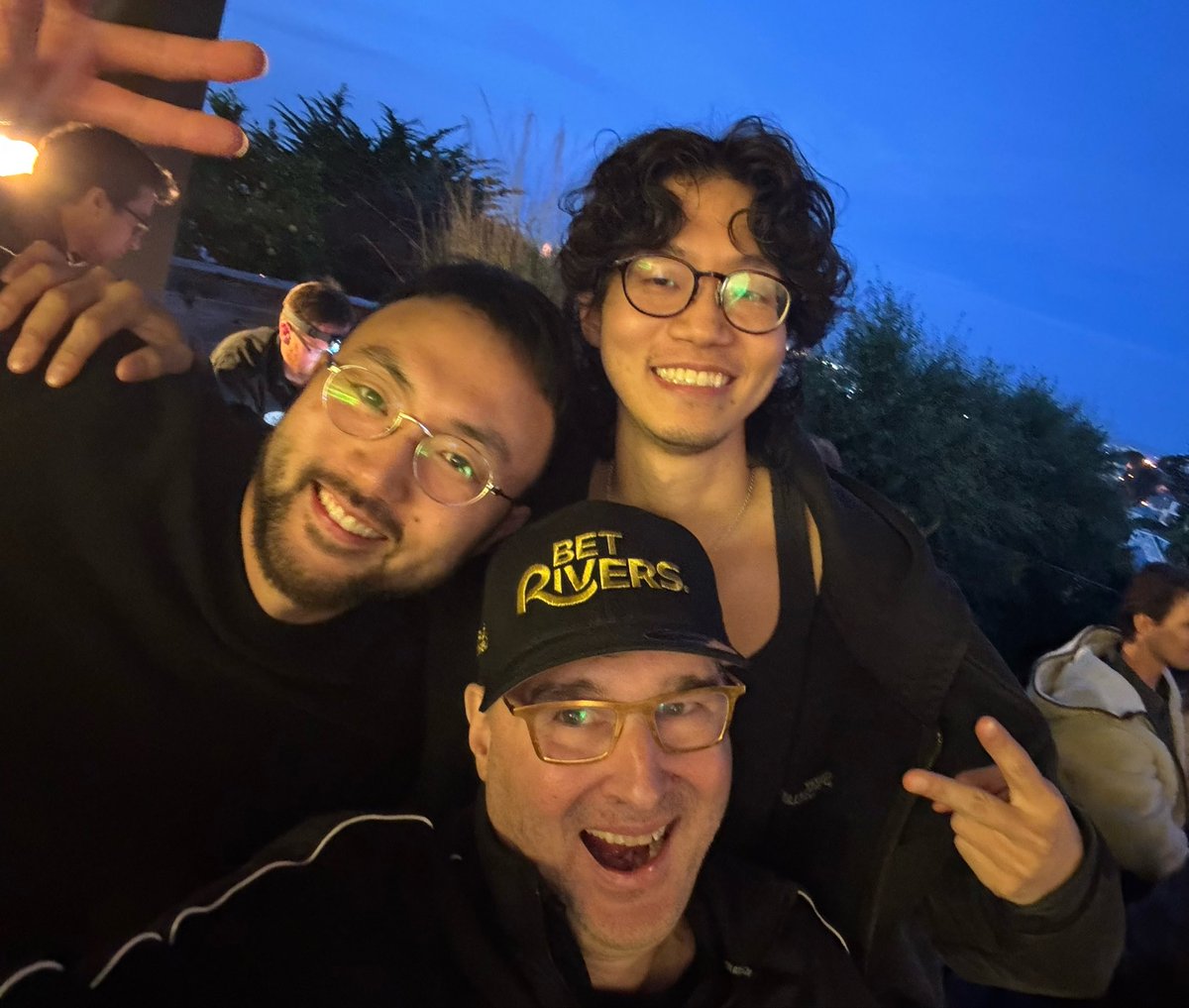 phil_hellmuth's tweet image. Last night:

my guy @realnikhy Founder/CEO @corridorbrokers wins the “Young Tech Star” poker tourney in San Fran

Fun night!

Picture w Will and Eric Wei co-Founders of @trykarat (Karat)

#POSITIVITY