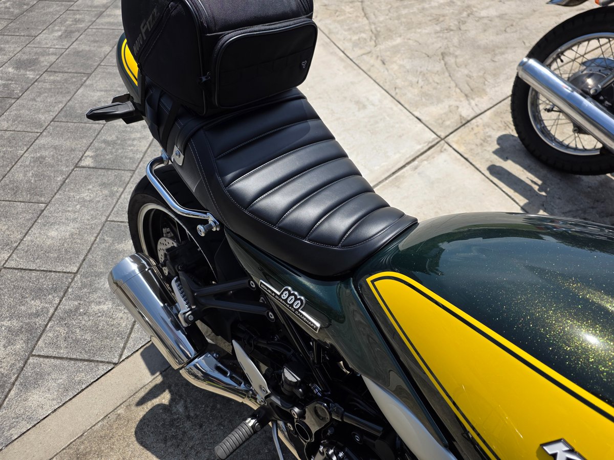 えるみこ tweet media