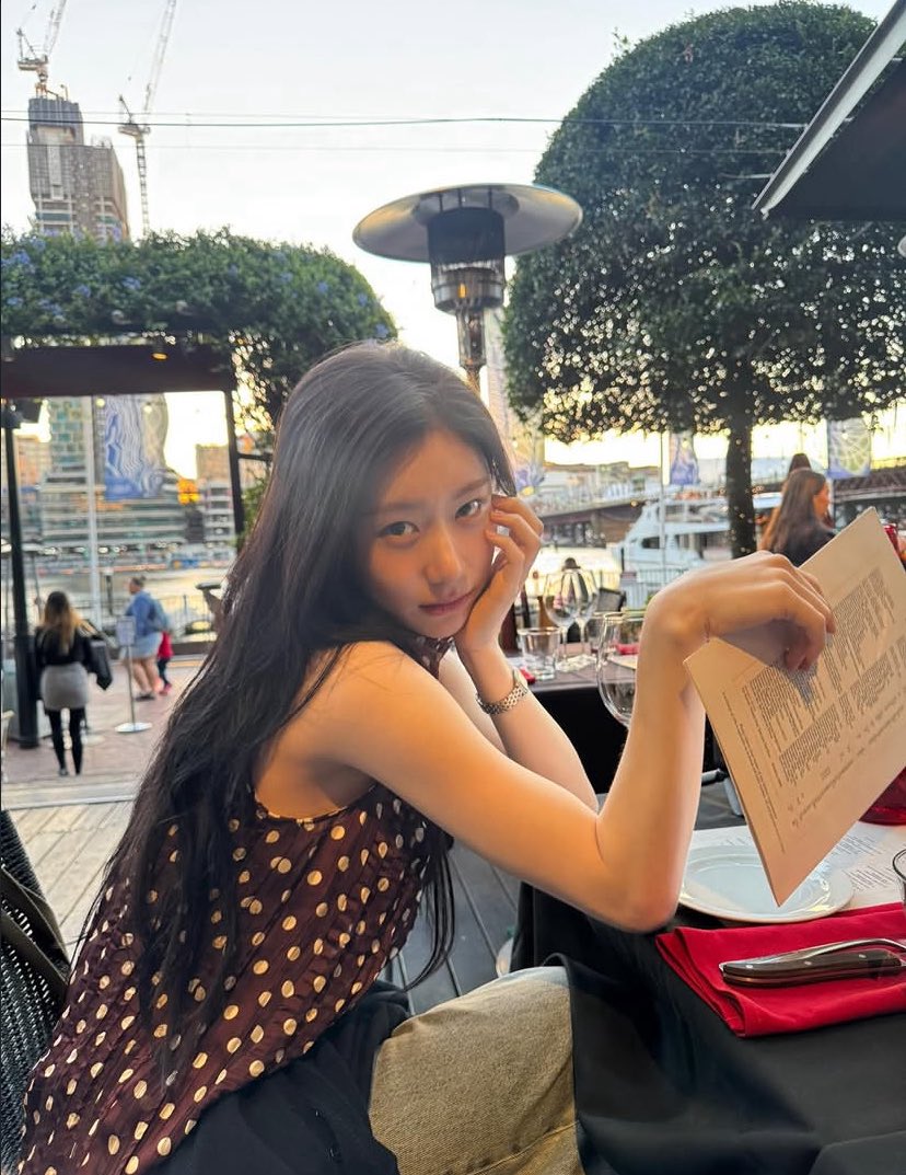 archive chaer 📁 tweet media