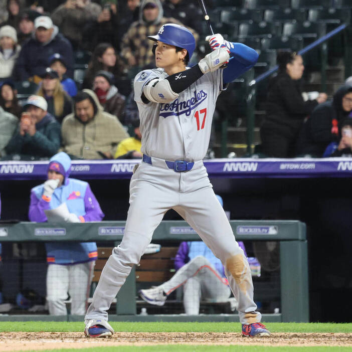 大谷翔平、ベーブ・ルースに並ぶ50試合連続出塁を達成 9回5打席目の