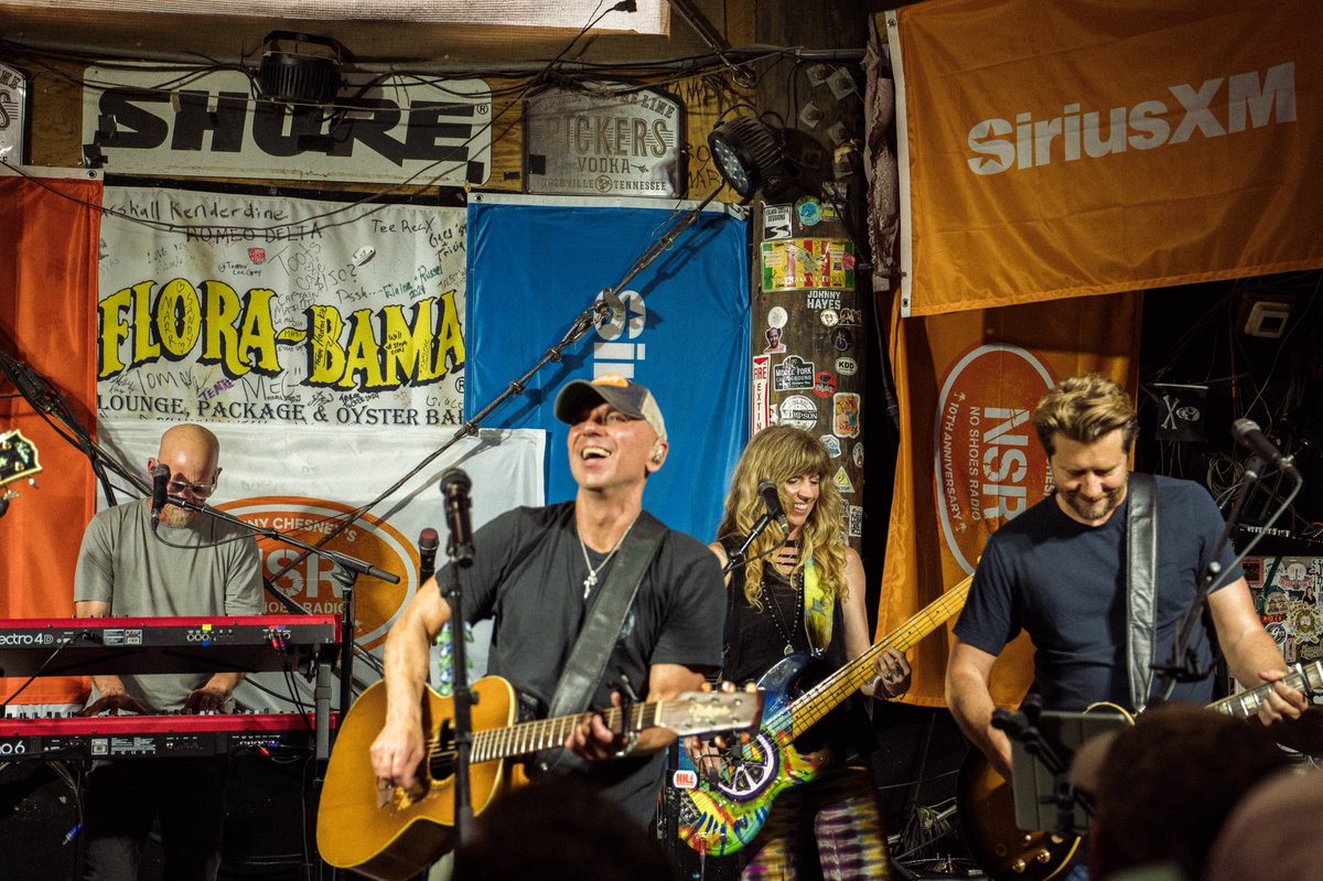 Kenny Chesney tweet media