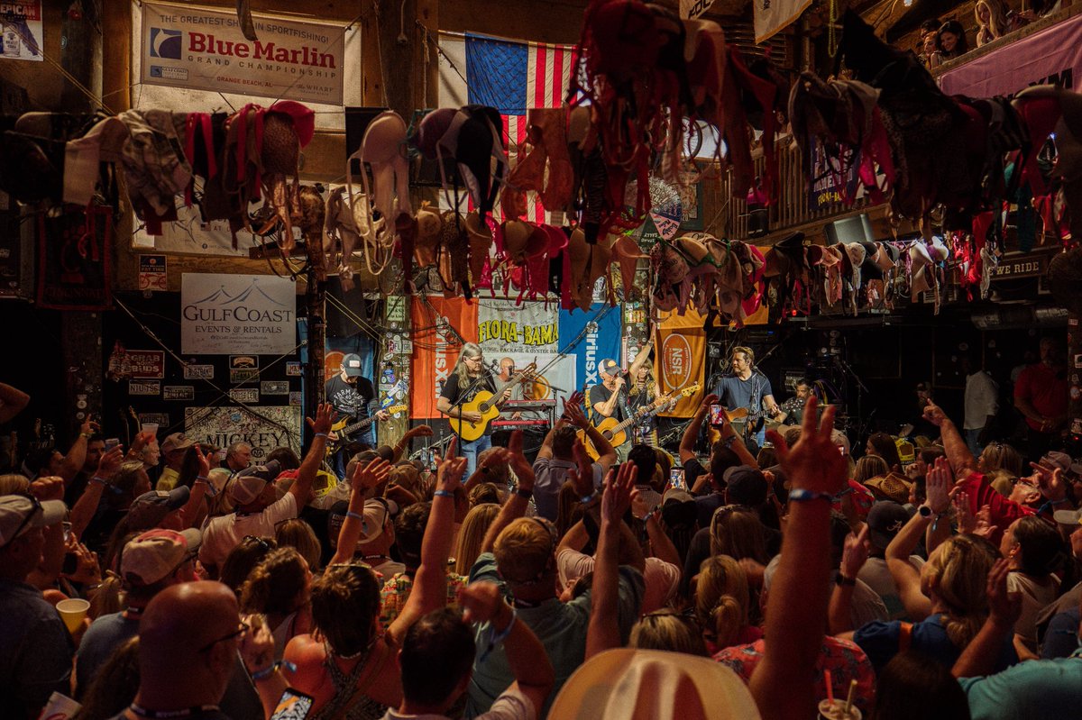 Kenny Chesney tweet media