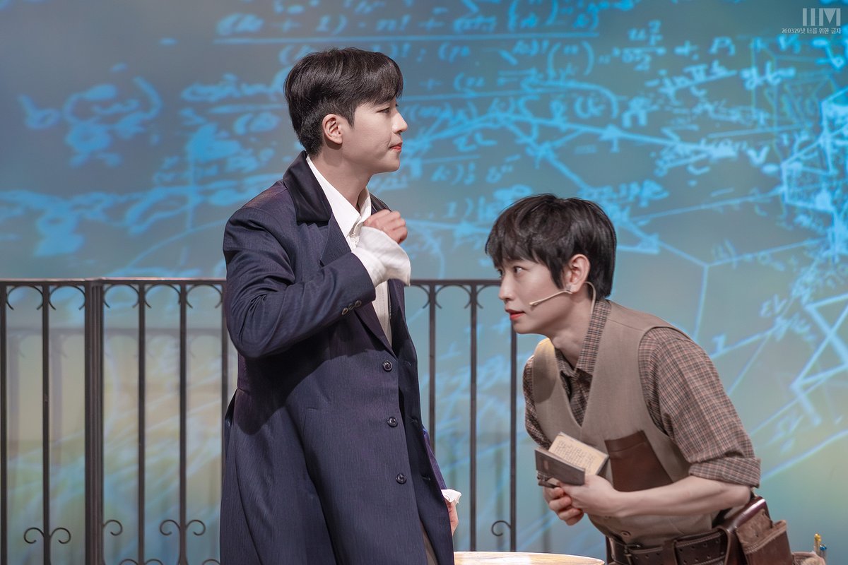 likepic_m's tweet photo. 260329낮 너를 위한 글자
스페셜커튼콜 「도와줘」

#박좌헌 배우님 /도미니코 役
#이진우 배우님 /투리 役

도와줘! 그녀가 꿈꿀 수 있도록 https://t.co/F6PSMh7u6s