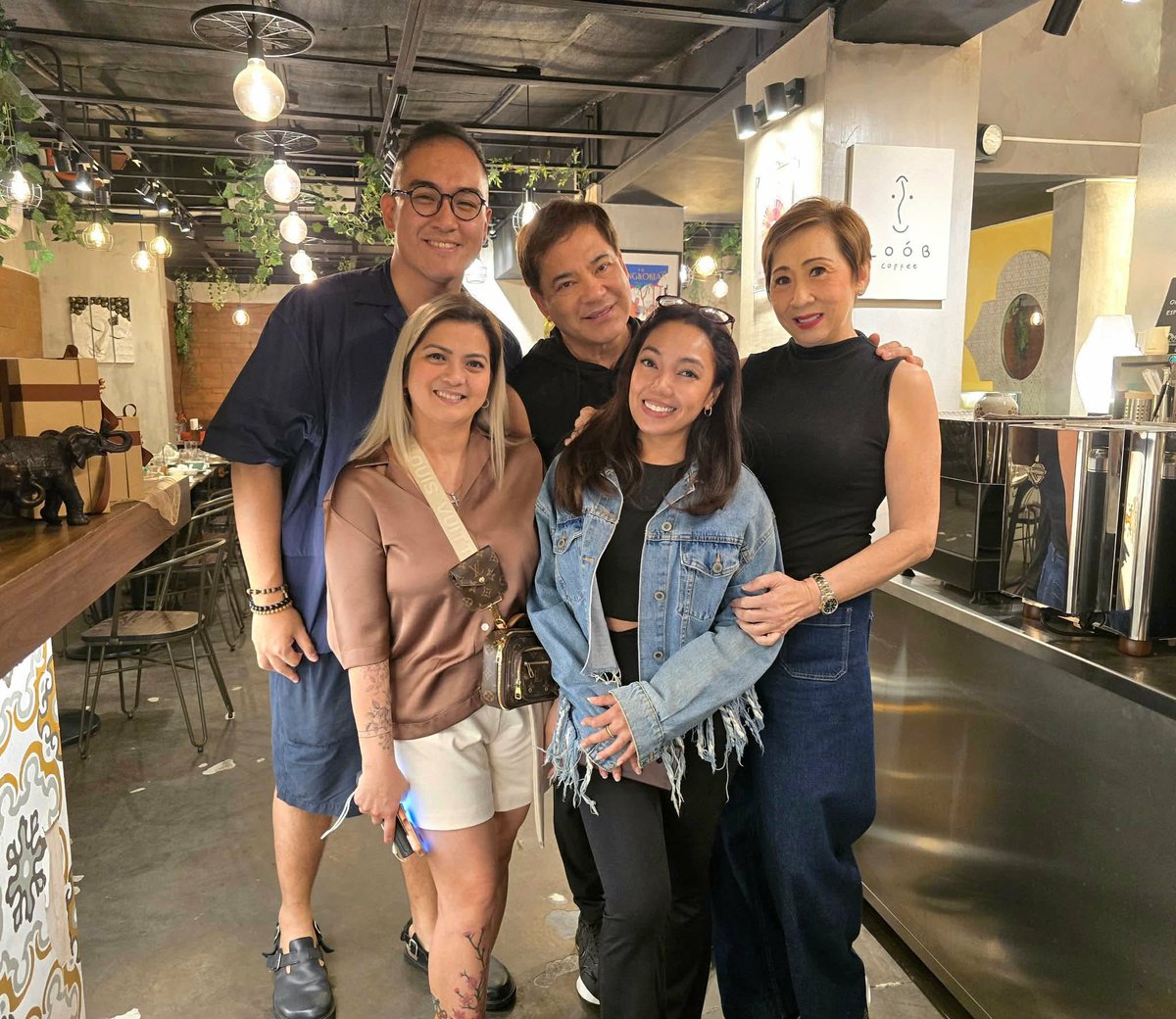 meebaobei🌳 tweet media