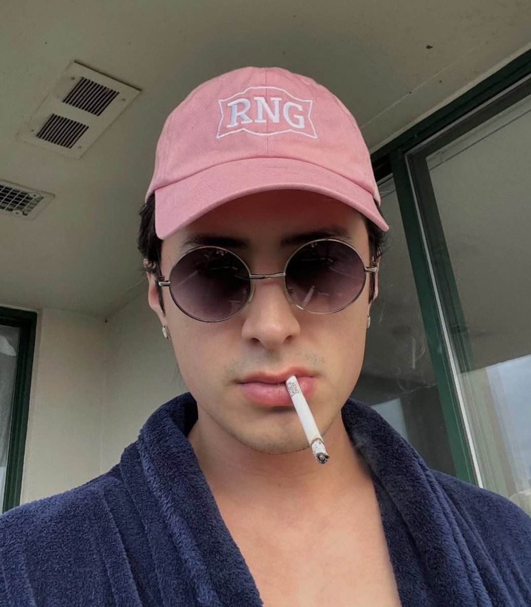 aeri ✮ tweet media