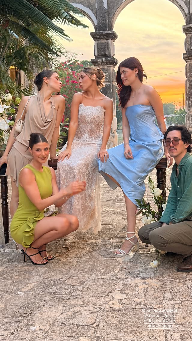 | <a href="/marianaslp/">Mariana López</a> vía Instagram stories.

<a href="/barbara_lopez21/">Barbara Lopez</a>