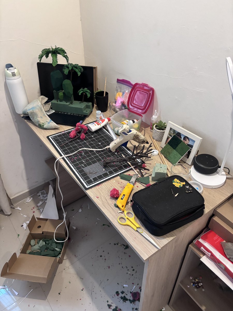 ya no me gusta hacer tarea ☹️☹️☹️🥲🥲🥲🥲