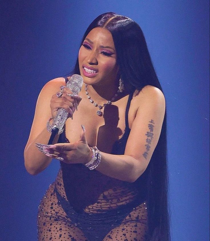 Nicki4orever's tweet image. 2026 and she’s still the most beautiful woman to ever pick up a microphone. Period! 🎤😍🔥 #NickiMinaj #Beautiful #Queen #StillWinning #BarbzNation @NICKIMINAJ 💖💖💖💖🩷🩷🩷🩷👑👑👑👑