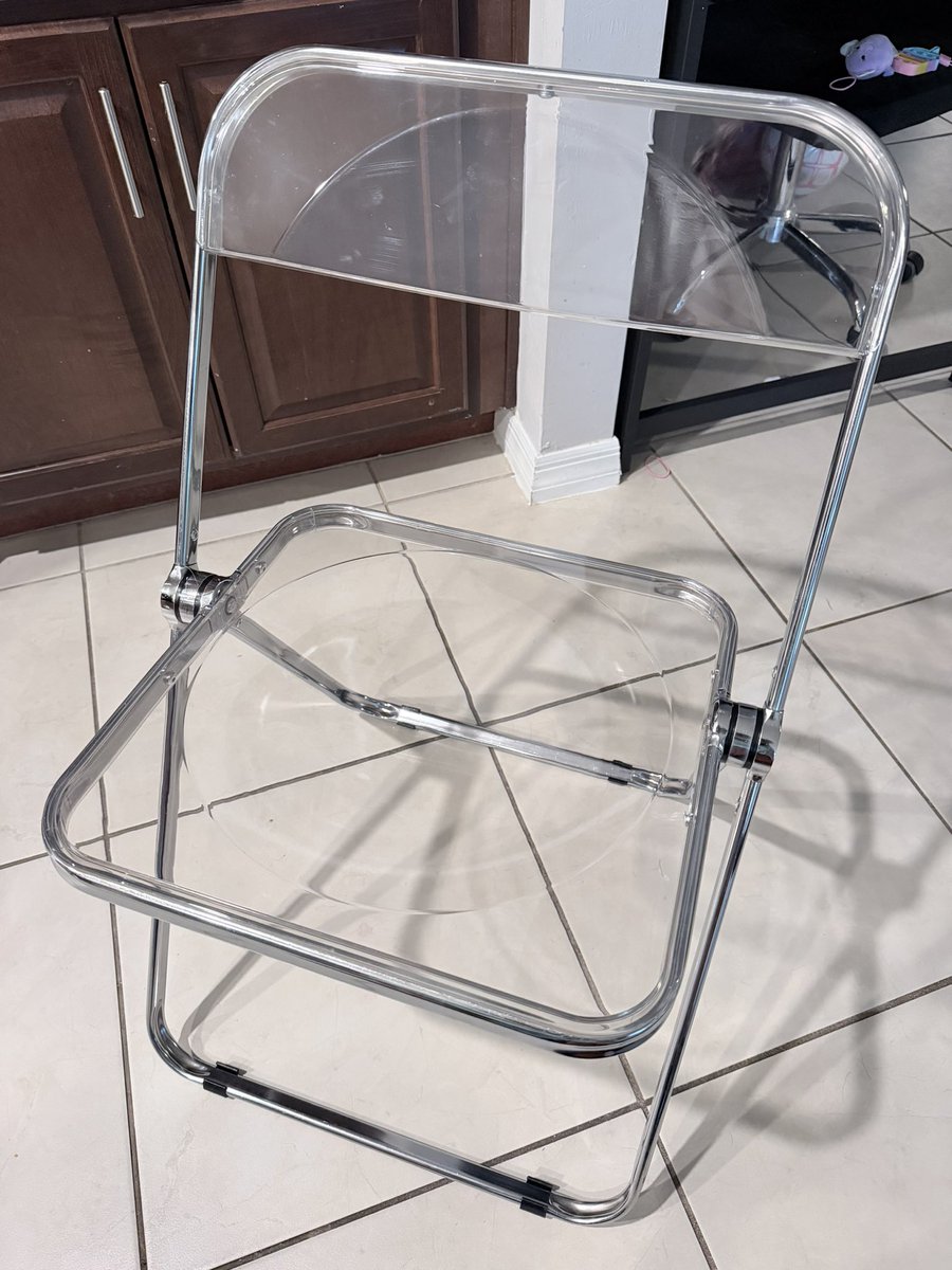 mrsnotfunny tweet media