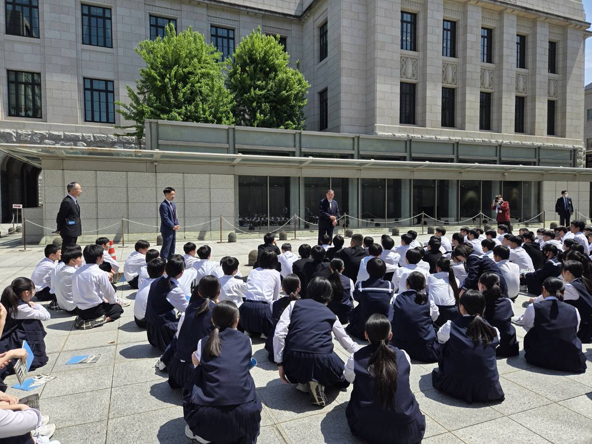 石破茂 tweet media