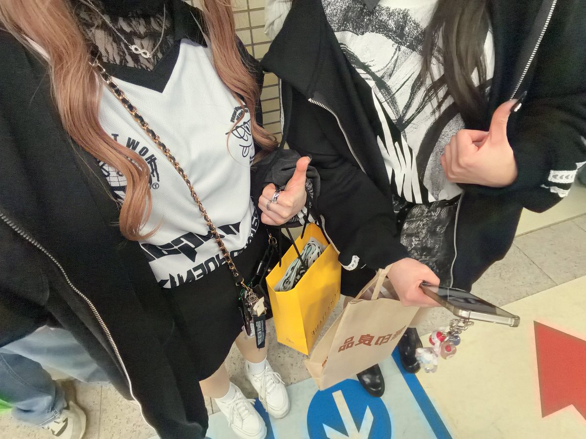 uverworld_a_'s tweet photo. レッツゴー札幌ドーム( ᴖ ·̫ ᴖ )︎︎👍🏻⭐️ https://t.co/J8KjFICHTD