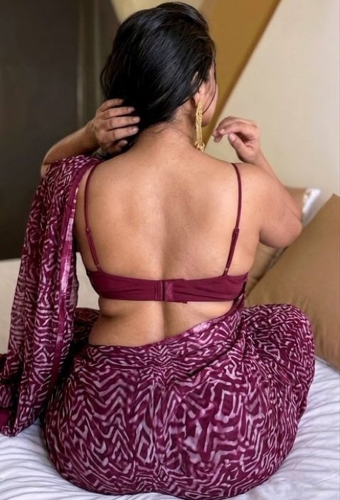 Priynka69's tweet photo. Lagta h jwani ese hi khrab ho rhi h 🥲 kis ghar me sadi ho gai meri.....koi meri jwani ka ache se use karna hi nhi janta🥺❤️👄 https://t.co/aIUlVzvhsI