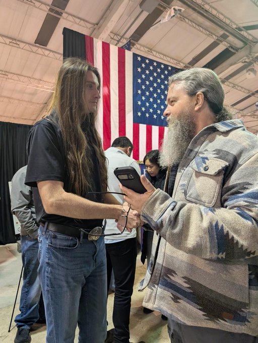 Everyday Treasures tweet media