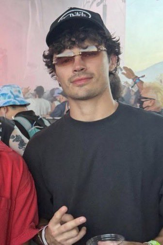 nickistar💅🏾 tweet media