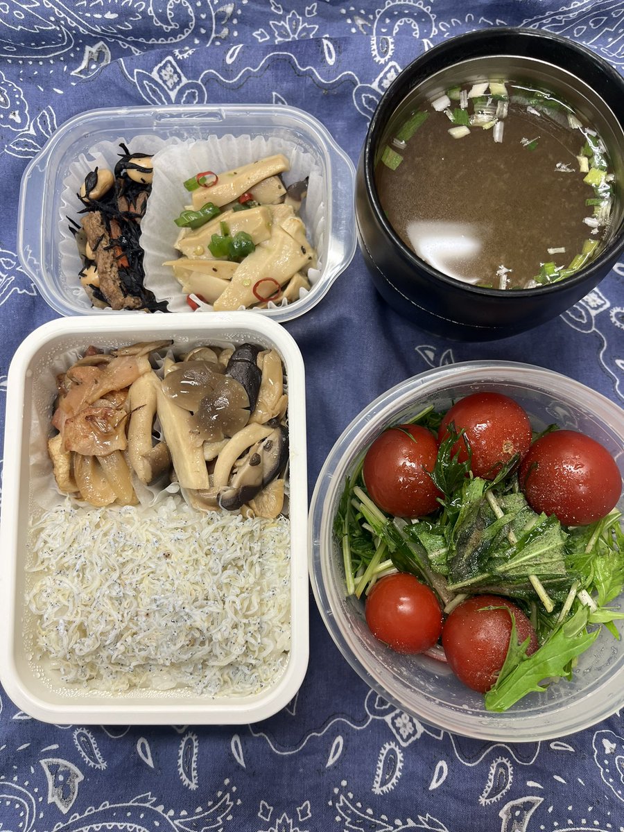 oimozuki tweet media