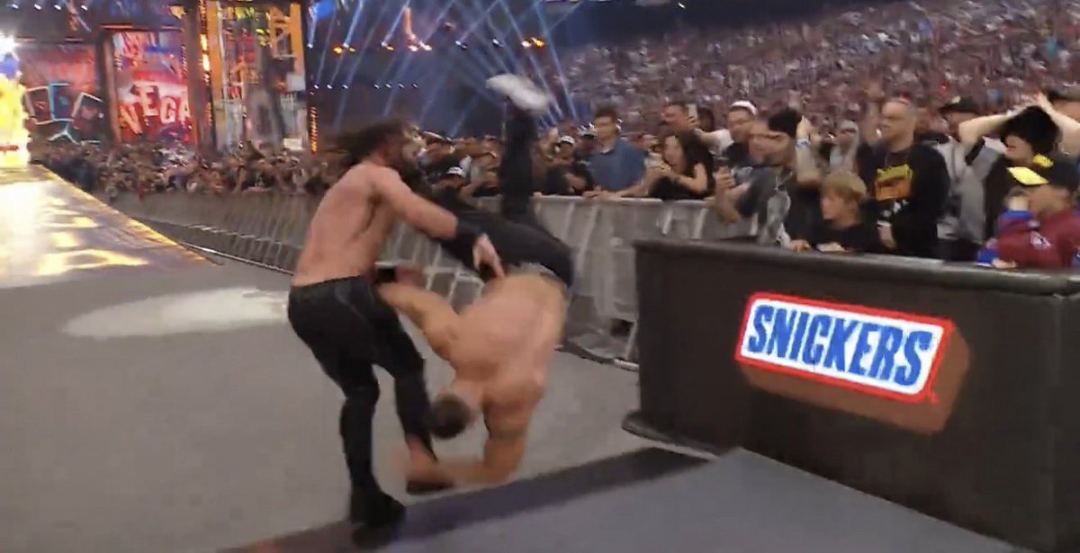 BrandonO666's tweet image. The spear was brought to you by Snickers #fail