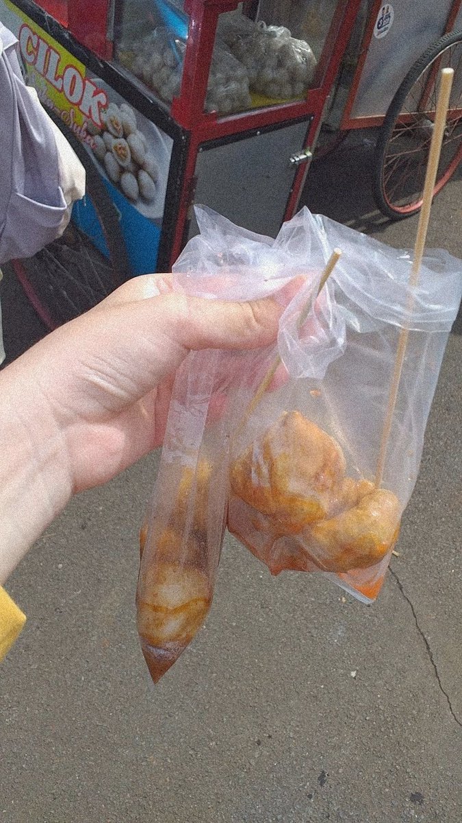 ℜosalío ℒuce. tweet media