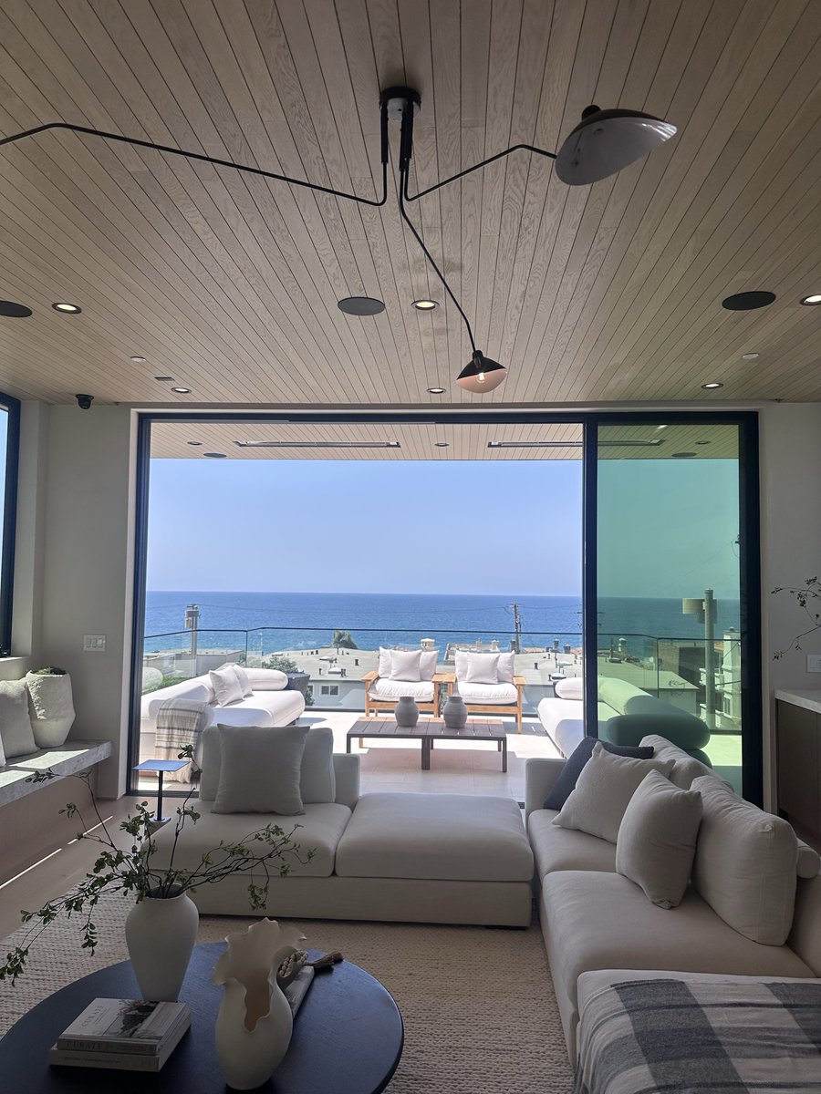 Eric Kredatus tweet media