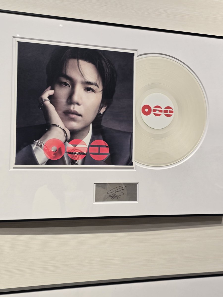 Hiro 히로 tweet media