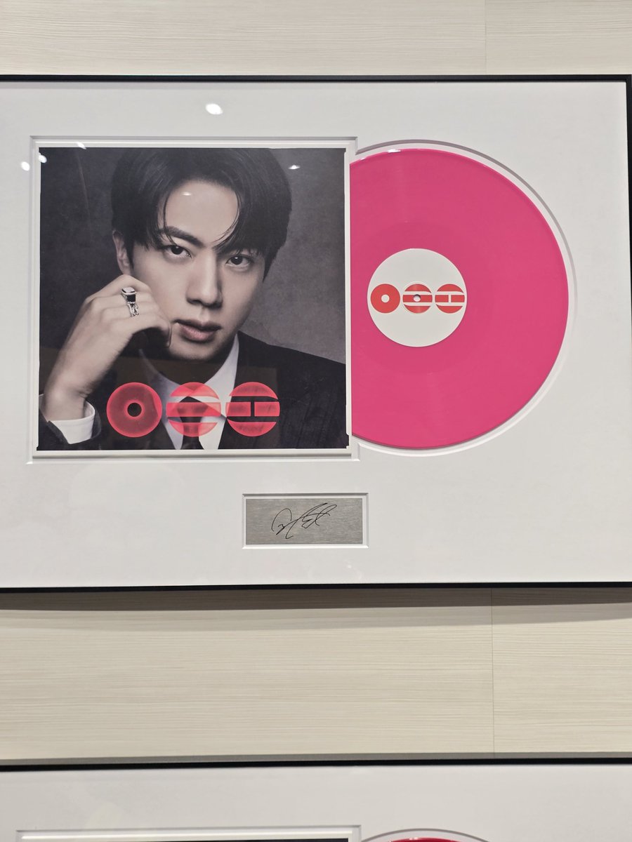 Hiro 히로 tweet media