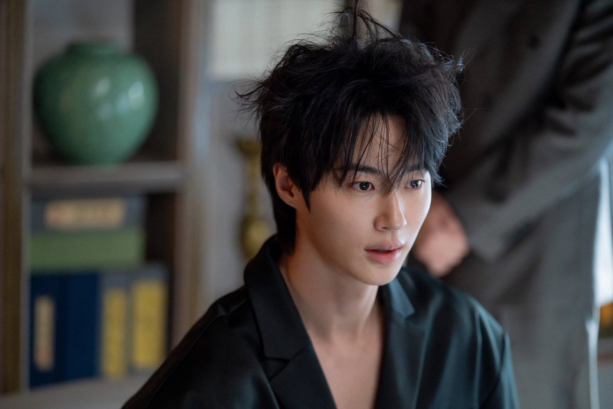 VARO ENTERTAINMENT tweet media