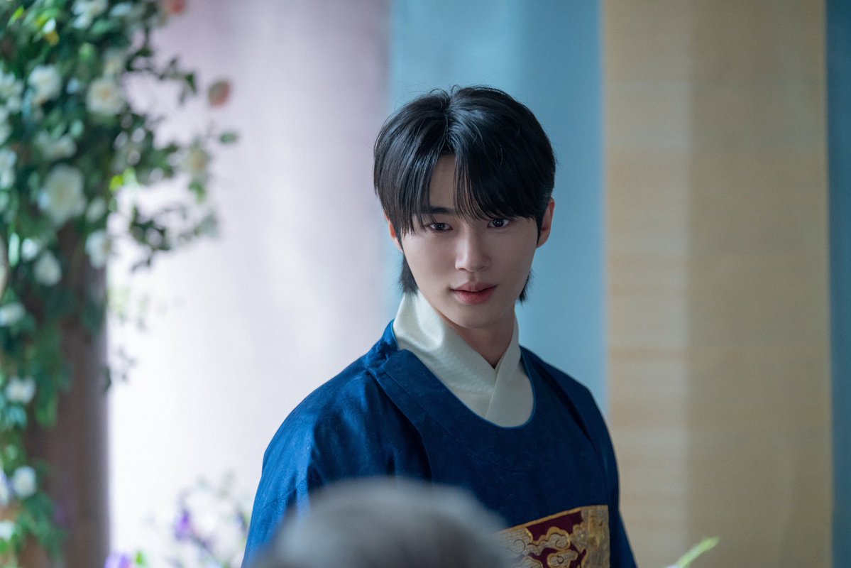 VARO ENTERTAINMENT tweet media