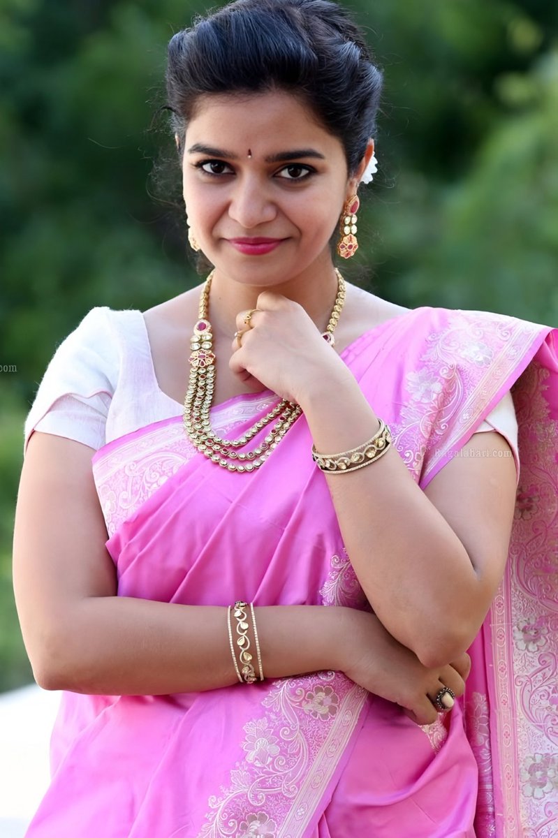 INDACTRESSPIC's tweet photo. Wishing the cute and beautiful actress Colors #Swathi aka #SwathiReddy 
A very Happy Birthday 

#HappyBirthdaySwathi #HBDSwathi https://t.co/6xU7cpMum7