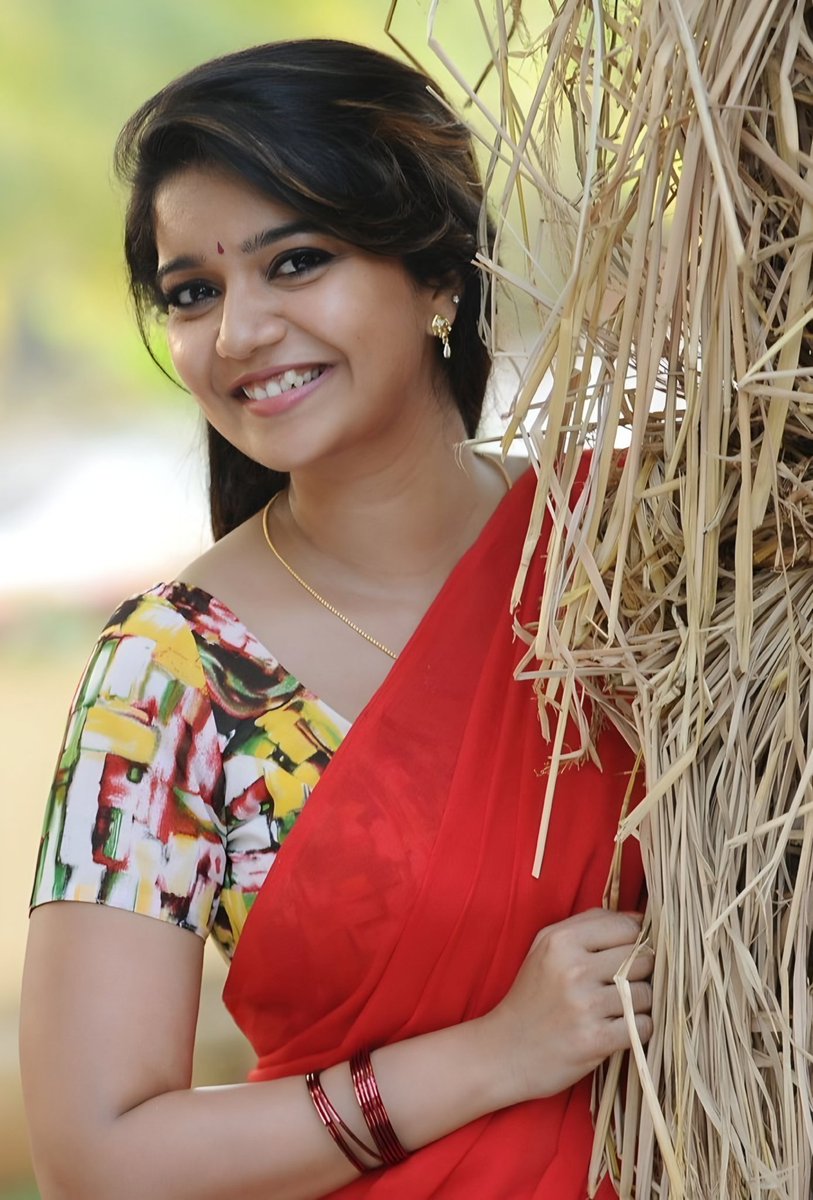 INDACTRESSPIC's tweet photo. Wishing the cute and beautiful actress Colors #Swathi aka #SwathiReddy 
A very Happy Birthday 

#HappyBirthdaySwathi #HBDSwathi https://t.co/6xU7cpMum7