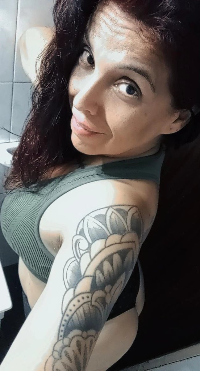 L∆ PROF€ tweet media