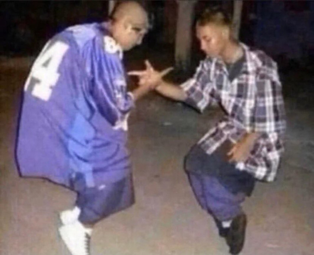 🖕🏽 tweet media