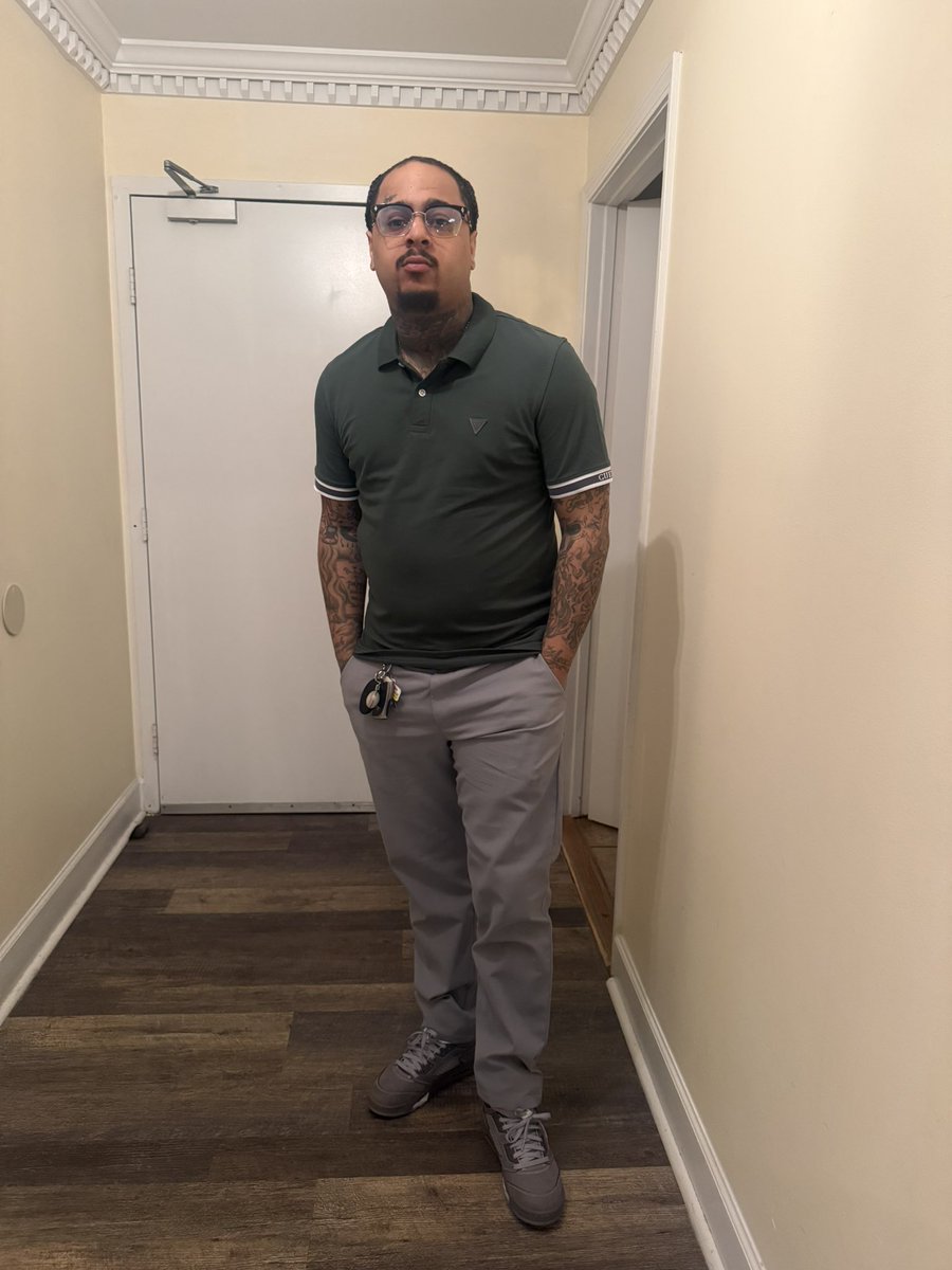 CORFRMDA4's tweet photo. Still thuggin..gotta move like a boss tho 🪖 #FreeDemBoys https://t.co/FpxzWNUaSP