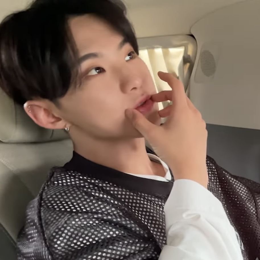 hoshi lover tweet media