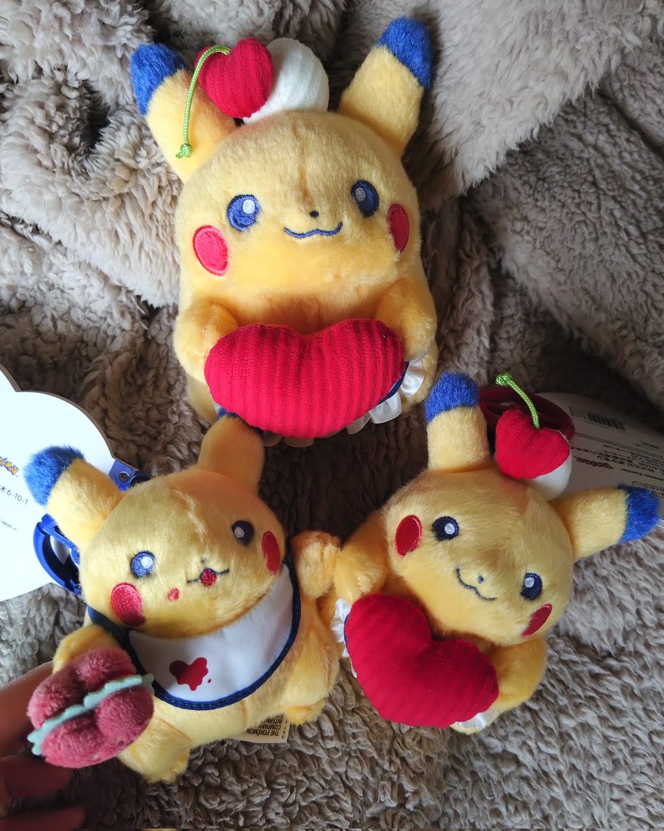 つっ影🪬原稿 tweet media