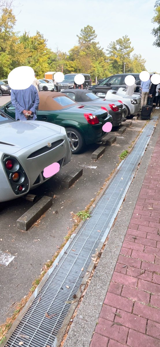 ぱにーに tweet media