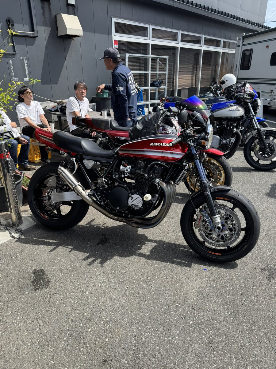 パルマ tweet media