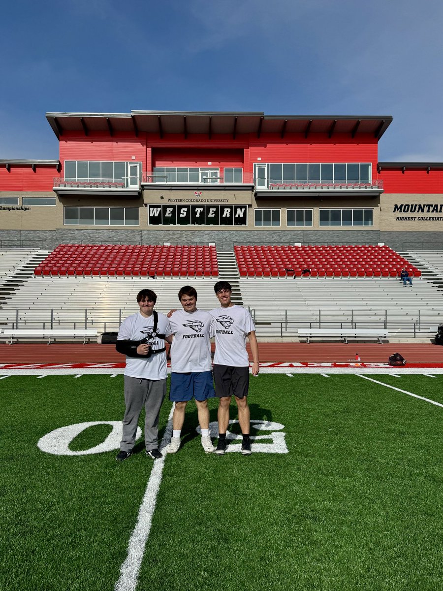 chasemusgrave62's tweet image. Had a great Junior Day Visit at @MountaineerFB. Thank you @CoachRoyWCU for the invitation and amazing experience. Excited to come out this summer and work! #ELD @CShafferCoach @CoachJHoops74 @ChrisHelbig3 @BroomfieldFtbl