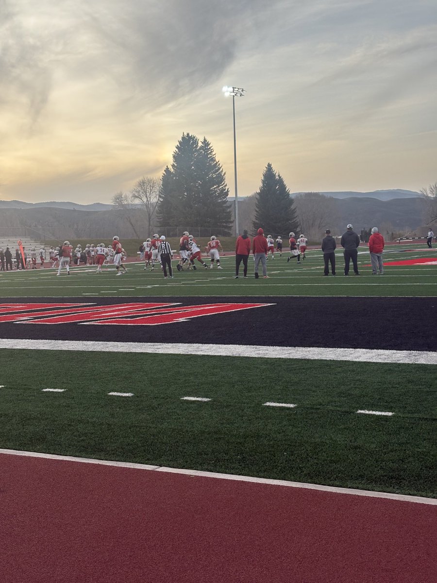 chasemusgrave62's tweet image. Had a great Junior Day Visit at @MountaineerFB. Thank you @CoachRoyWCU for the invitation and amazing experience. Excited to come out this summer and work! #ELD @CShafferCoach @CoachJHoops74 @ChrisHelbig3 @BroomfieldFtbl