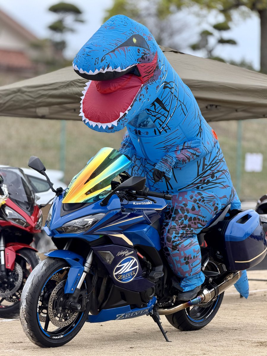 おだぎり tweet media