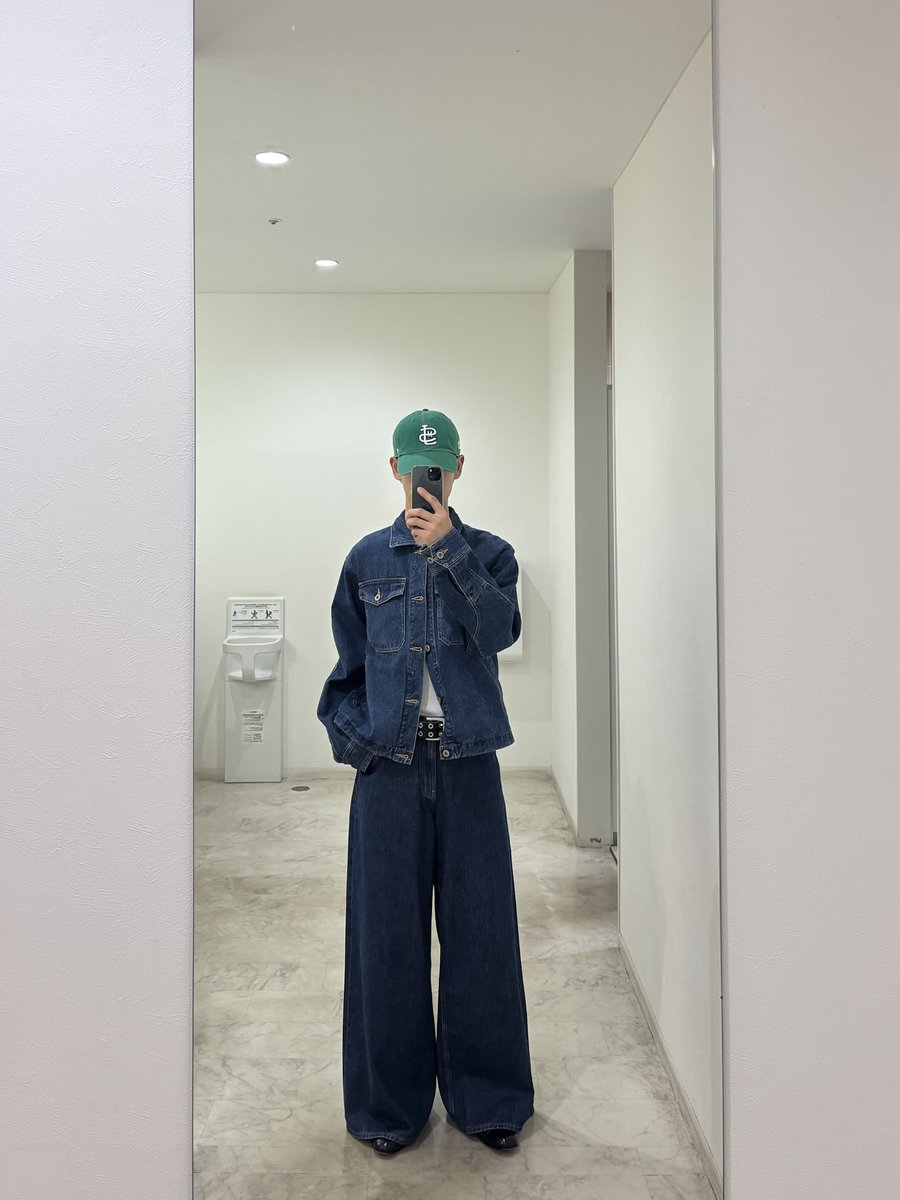asahillyoll's tweet photo. 今日の服 https://t.co/zSlhiswEJN