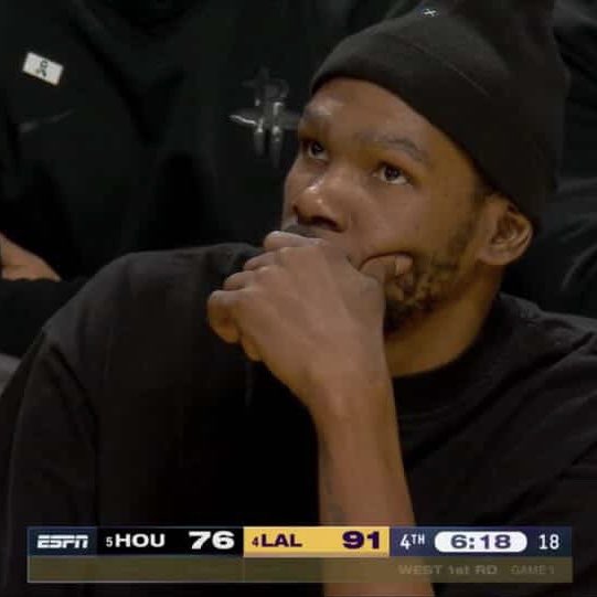 Polymarket Hoops tweet media