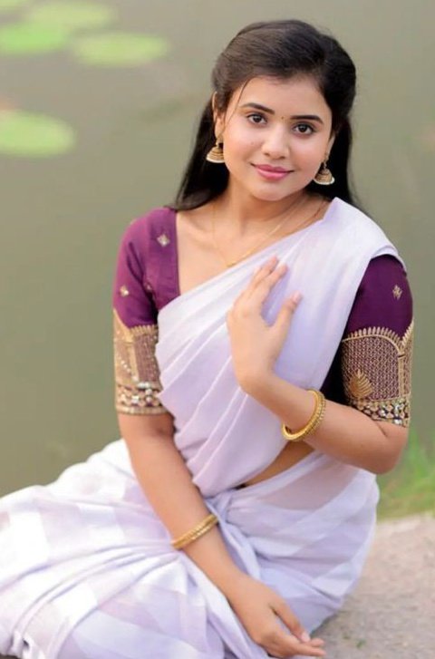 இதய நிலா tweet media
