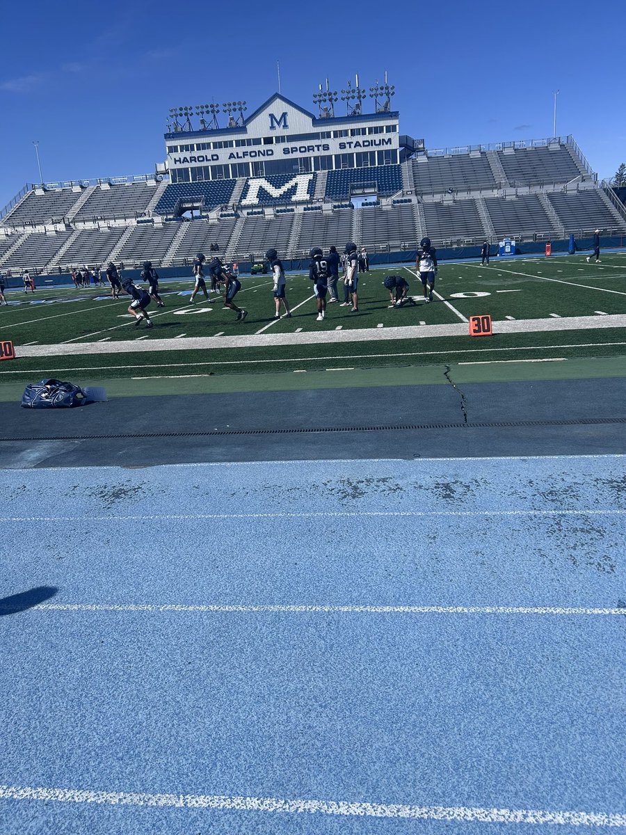 ashaddye's tweet photo. Amazing place, and even more amazing people. Thank you for having me up here I had a GREAT time. This was a real family environment and the fact i’ve got to experience it makes me so grateful. #GoBlackBears 

@AmechieWalkerJr 
@stephenson_mcc 
@Coach_SCarey https://t.co/fpZRQOa5tq