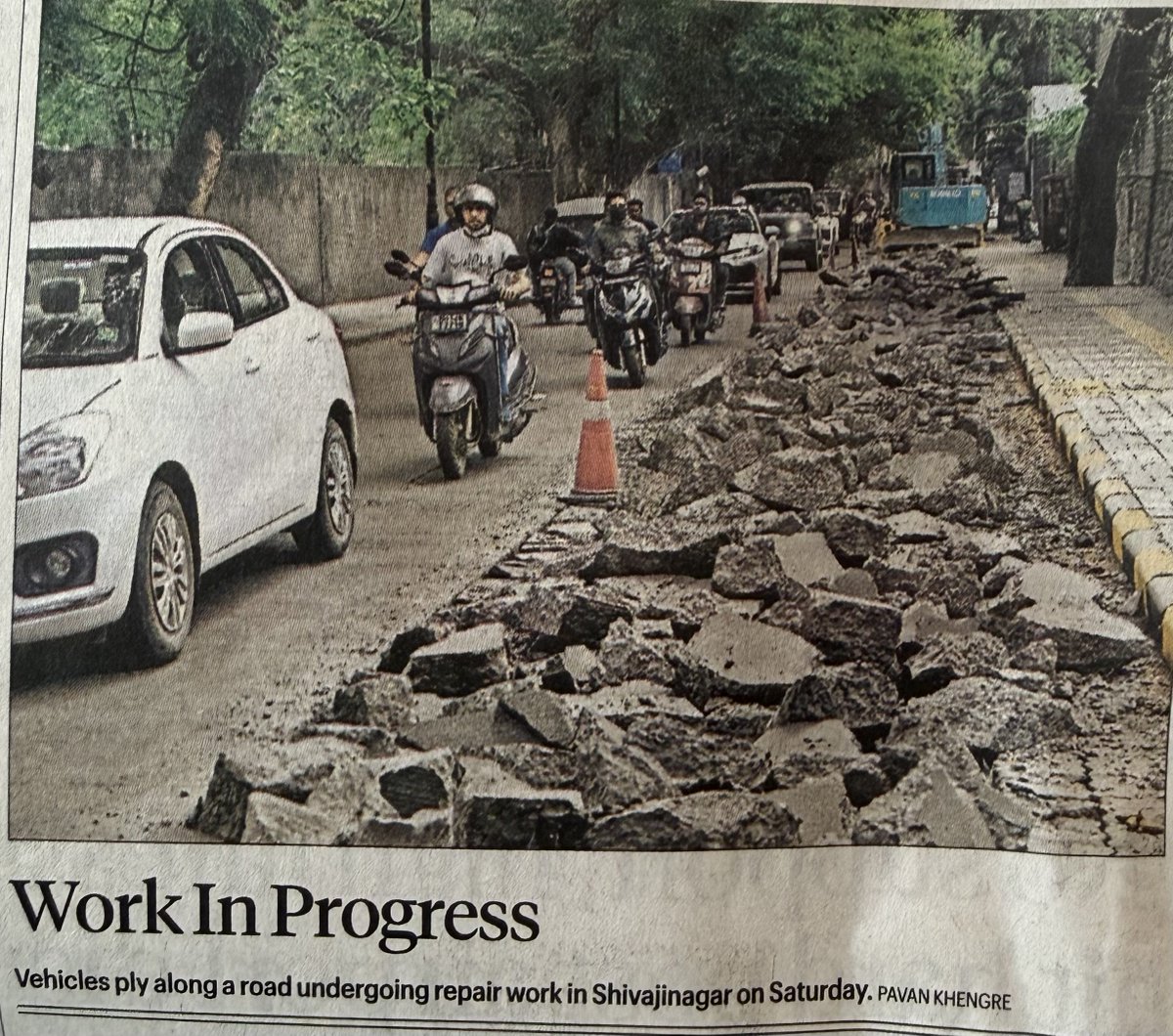 The Nargis Dutt /Lakaki road ,Model Colony , itself was done couple of years ago while the adjoining footpath was newly done last month! 😡🤑⁦<a href="/PMCPune/">PMC Care</a>⁩ <a href="/SidShirole/">Siddharth Shirole</a> <a href="/IndianExpress/">The Indian Express</a>