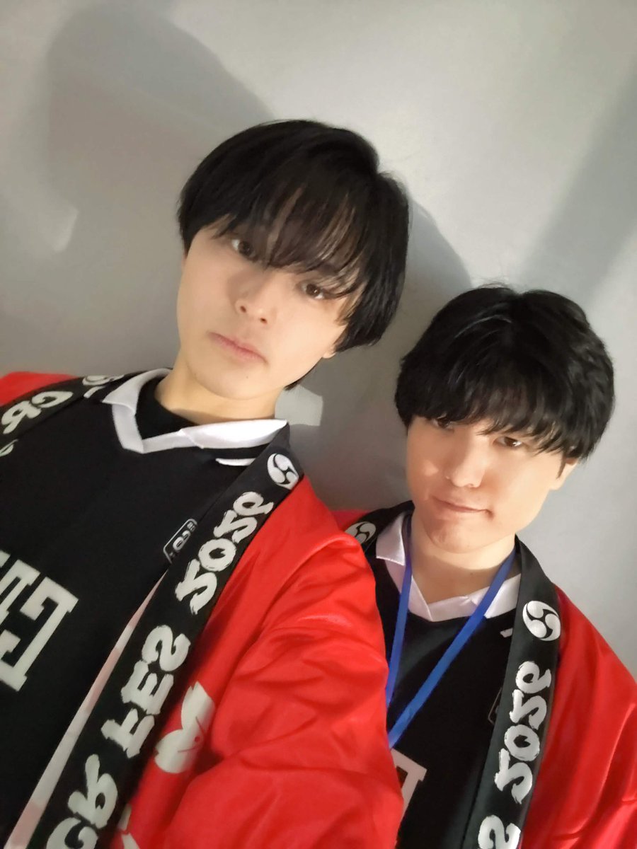 CR 空白 tweet media