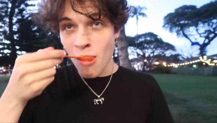 ˚₊‧꒰ა tweet media