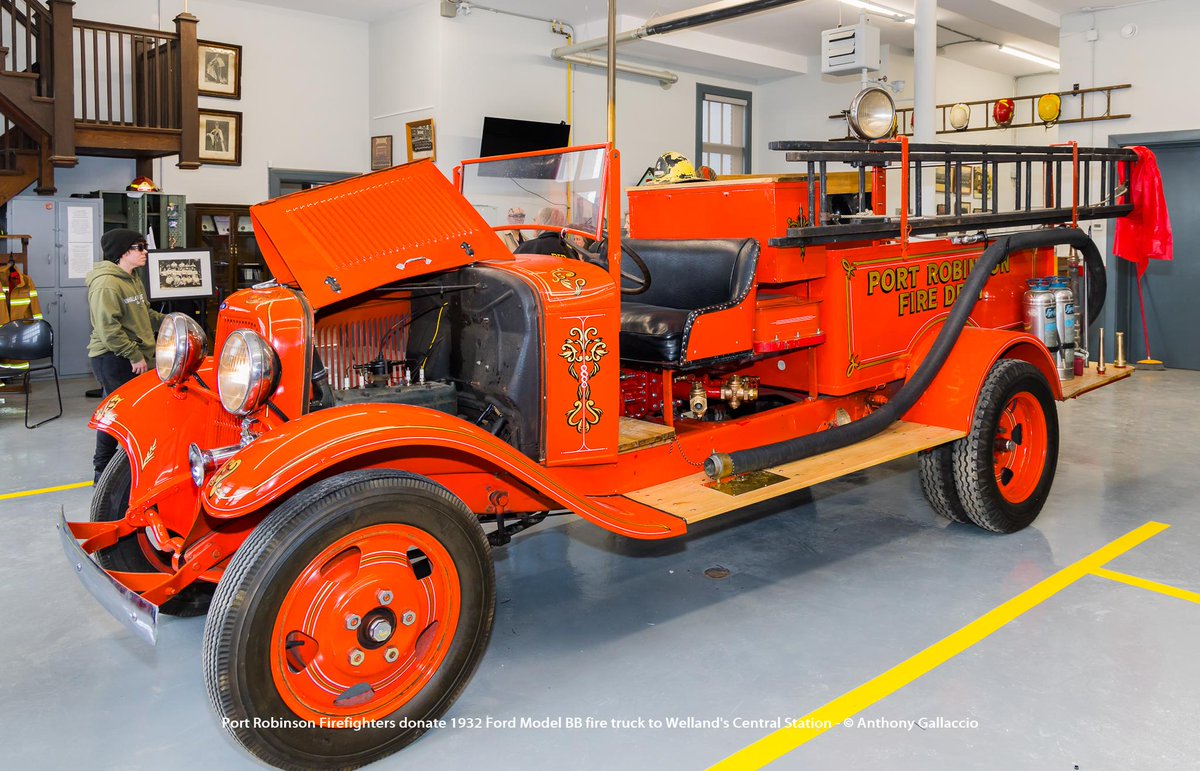 A_Gallaccio's tweet image. #portrobinson #firefighters #donate 1932 #FordModelBB #firetruck to #wellandcentralstation @CentralFirehall  Made by #lornetractor in service from 1933 to 1957.
More photos: facebook.com/anthony.gallac… 
More info: centralfirehall.ca