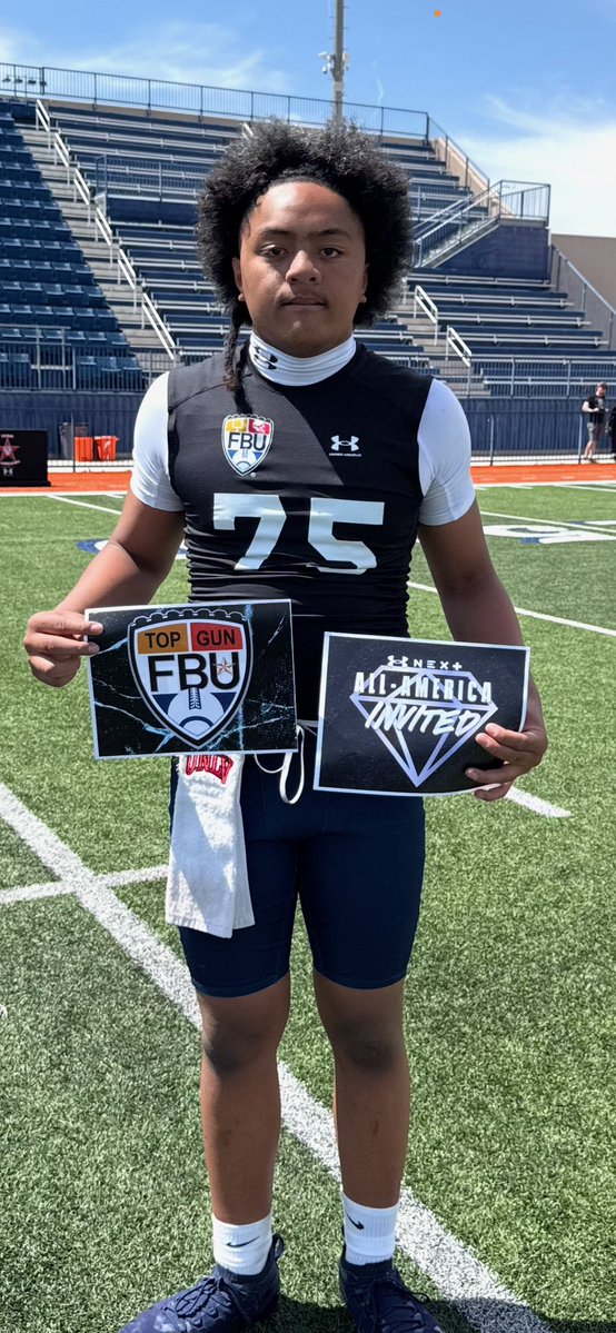 ovalenisiale's tweet image. Had a great time competing at @fbucamp Today! Following the camp I have officially been invited to the 8th grade under armor all American game.

#CantCheatTheGrind #Godisgood

@TFordFSP @BrandonHuffman @DenayFSP @ErikRichardsUSA @AWilliamsUSA @LauerFBU @stevequinnFBU @KoreenBurch
