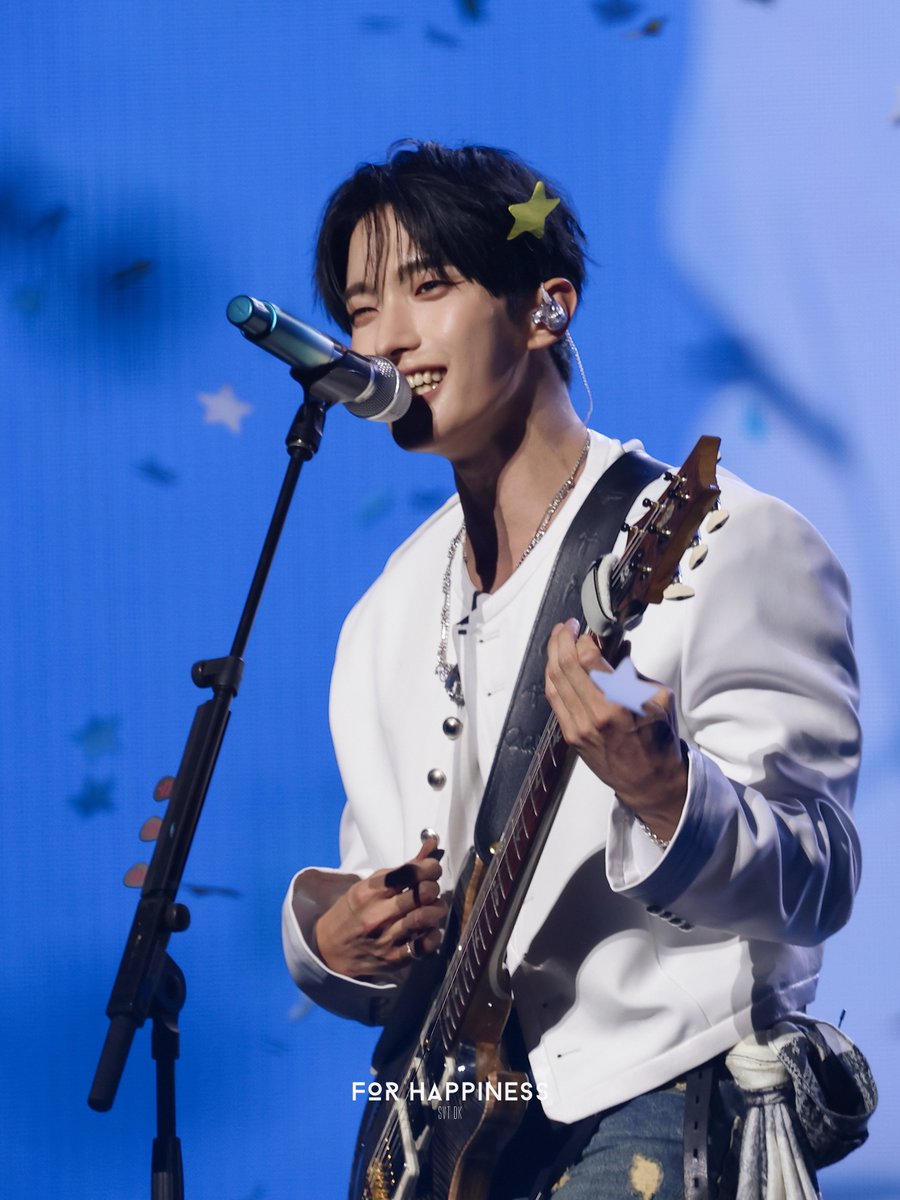 970218FHP's tweet photo. 260417 DxS [SERENADE] 
⭐️
#SEVENTEEN #세븐틴 
#도겸 #이석민 
#DK #DOKYEOM #ドギョム https://t.co/e3elFt2fUb