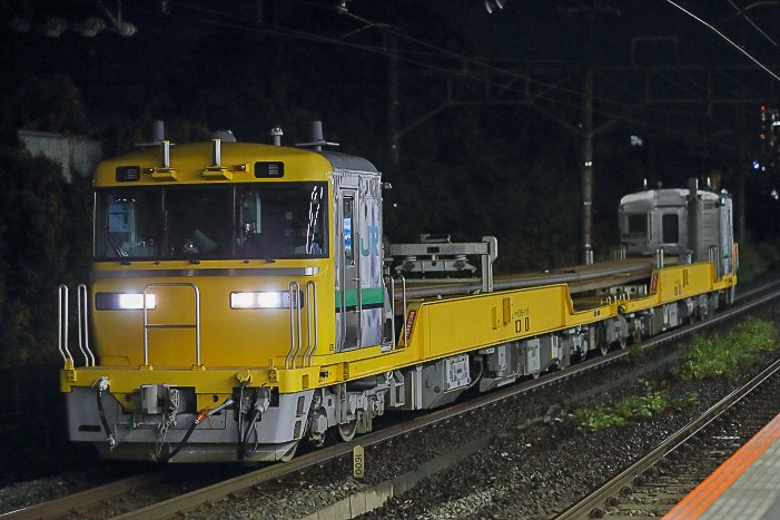 ko_nomo's tweet photo. 2026/4/18
キヤE195系　ST-11+ST-10
久しぶりに短キヤを撮影。その他過去の工臨 GV-E197（TS04）、キヤE195（ST-15）も紹介。
https://t.co/did5vGSZD7 https://t.co/TsreqTFYpV