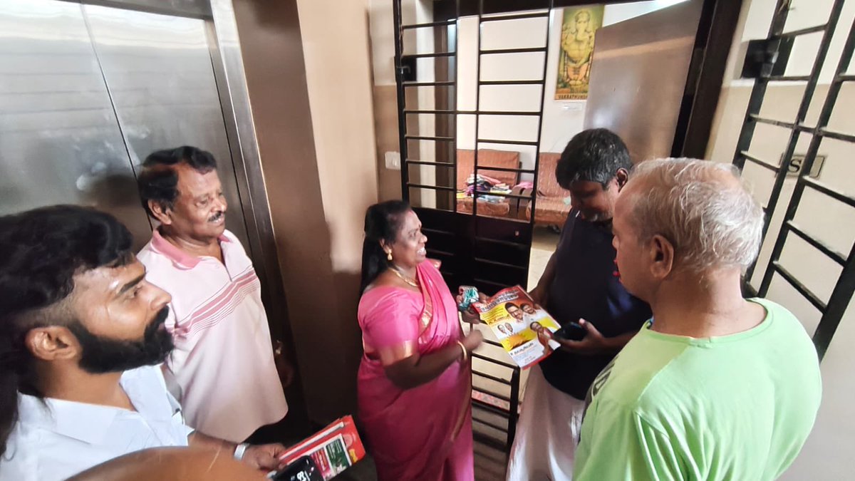 SBharathiDMK's tweet photo. நேற்று காலை வெற்றி வேட்பாளர் அண்ணன் திரு காரம்பாக்கம் க.கணபதி அவர்களுக்கு 152வது வார்டில் உள்ள காமகோடி நகரில் எனது தலைமையில் கழக நிர்வாகிகள் மற்றும் குடியிருப்போர் நல சங்க நிர்வாகிகளுடன் வீடு வீடாக சென்று வாக்கு சேகரித்தோம்…! https://t.co/0zWF1yEItm
